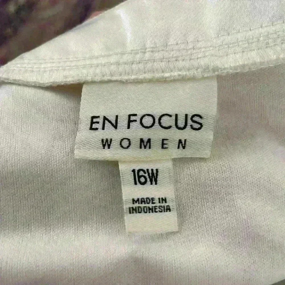 En Focus Size 16W Ivory Polka dot Dress - Picture 6 of 8